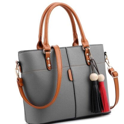 Fashion Large Capacity Leather Tassel Tote Bag for Women