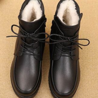 Warm Winter Round Toe Genuine Leather Flat Women Boots