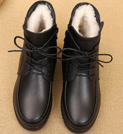 Warm Winter Round Toe Genuine Leather Flat Women Boots